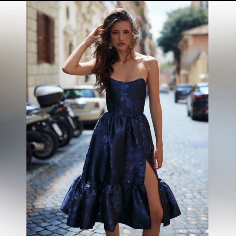 V. Chapman Navy Blue Strapless Midi Dress with Side Slit